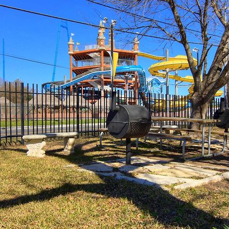 The Iron Cactus Condo On The Comal Cw C102 New Braunfels Buitenkant foto