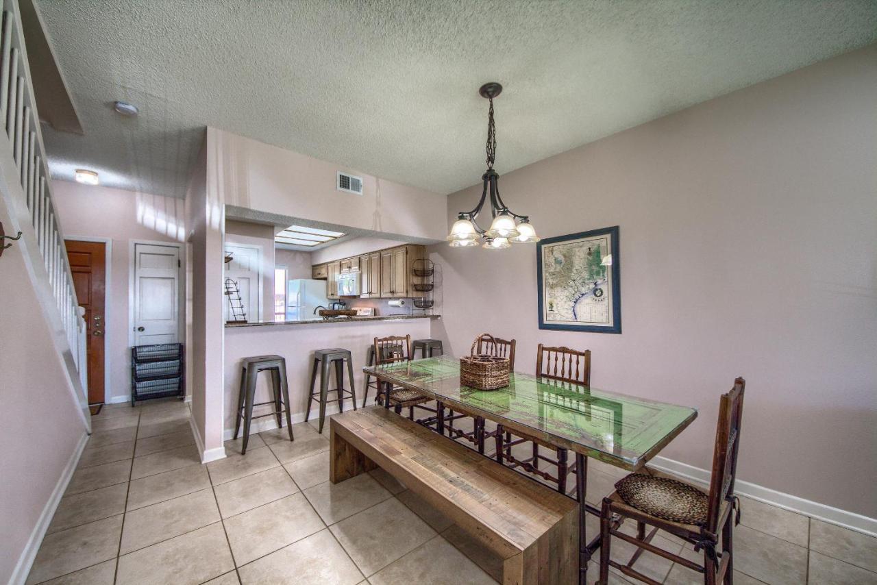 The Iron Cactus Condo On The Comal Cw C102 New Braunfels Buitenkant foto