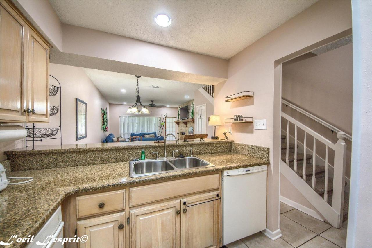The Iron Cactus Condo On The Comal Cw C102 New Braunfels Buitenkant foto