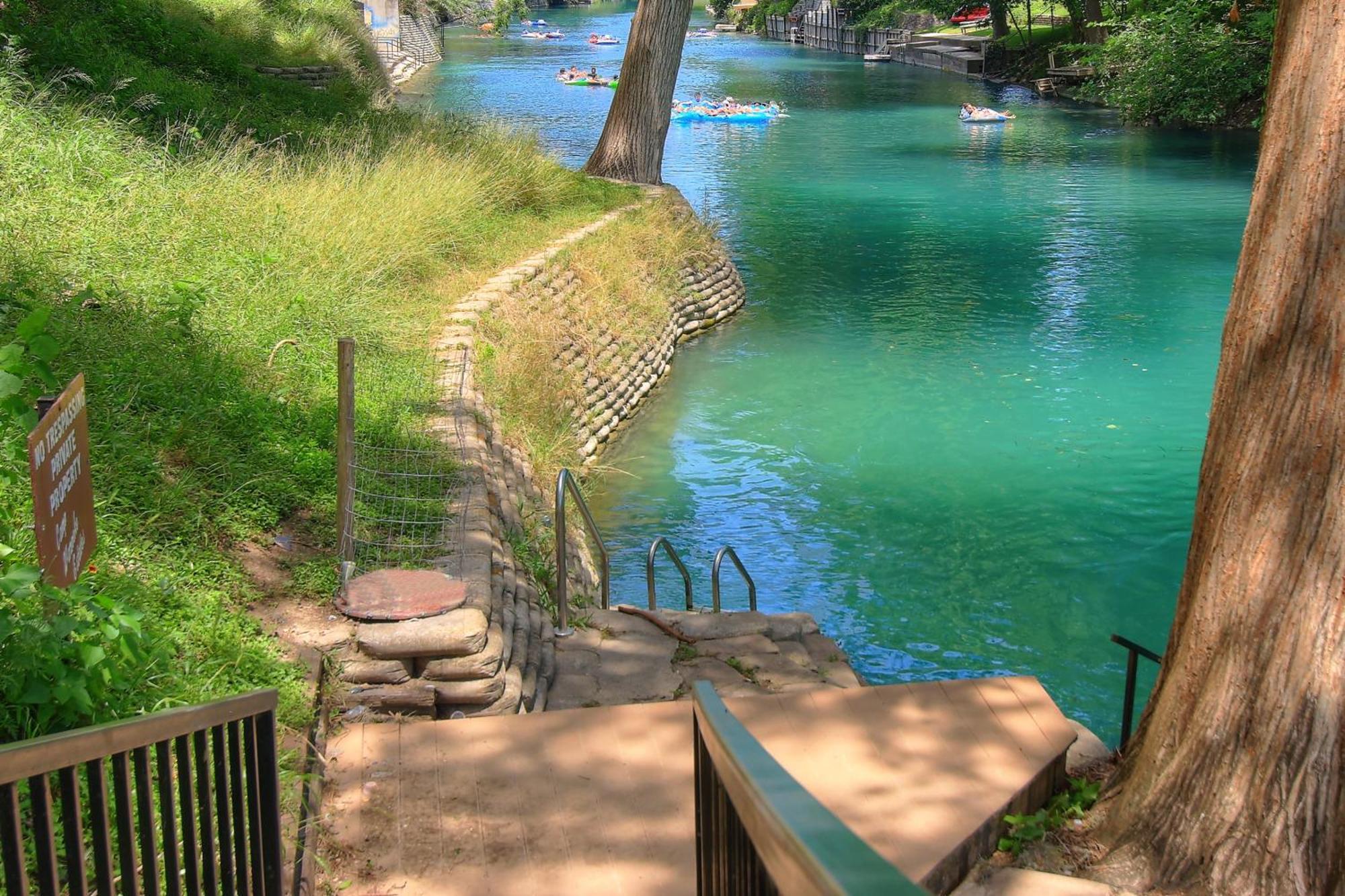 The Iron Cactus Condo On The Comal Cw C102 New Braunfels Buitenkant foto